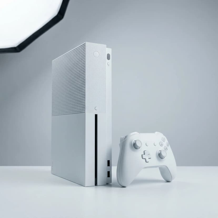 Microsoft Xbox One S